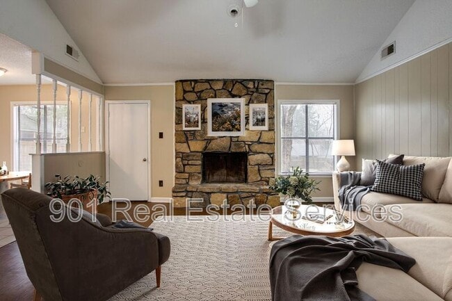 Photo - 5635 Crievewood Dr