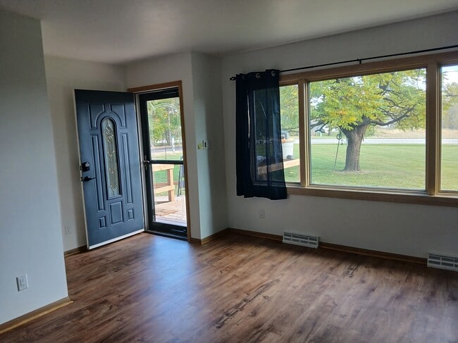 Living Rm front - W360N7335 Brown St Unit 7333