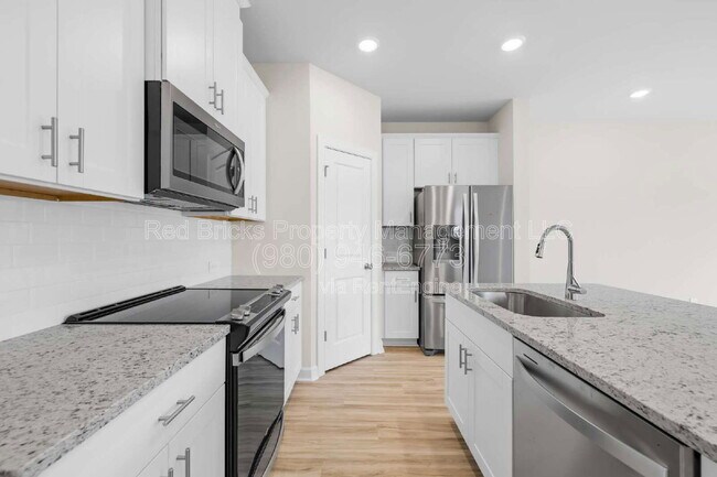 Photo - 3683 Backwater St