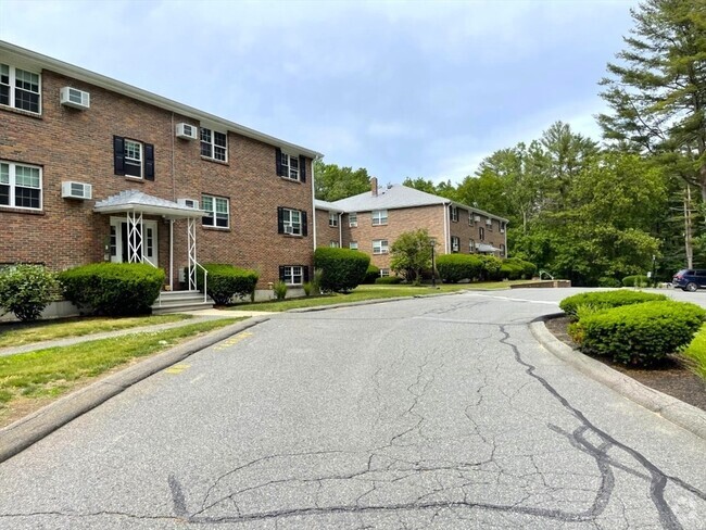 Building Photo - 803 Haverhill St Unit 2-B7 Rental