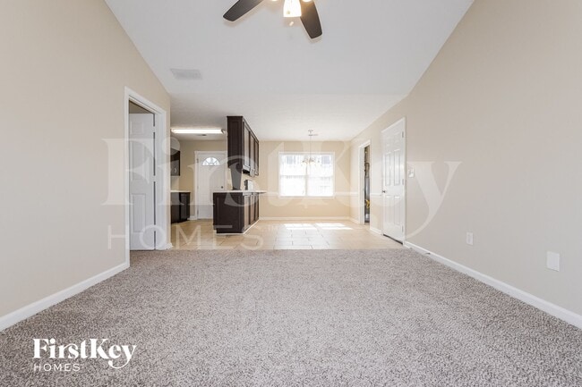 Photo - 705 Mills Dr