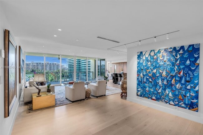 Building Photo - 430 Grand Bay Dr Unit 608