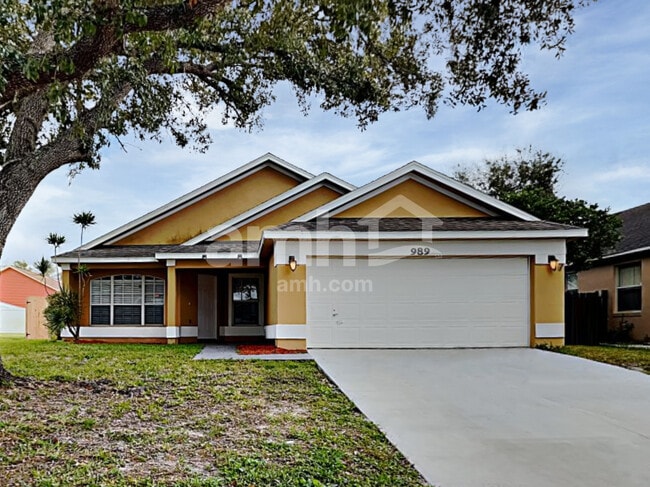 Building Photo - 989 Little Creek Rd