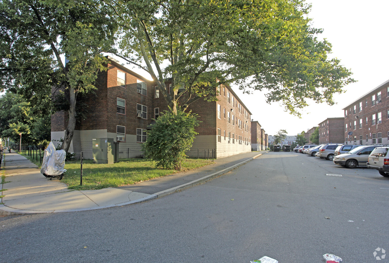 Photo - Lenox Apartments