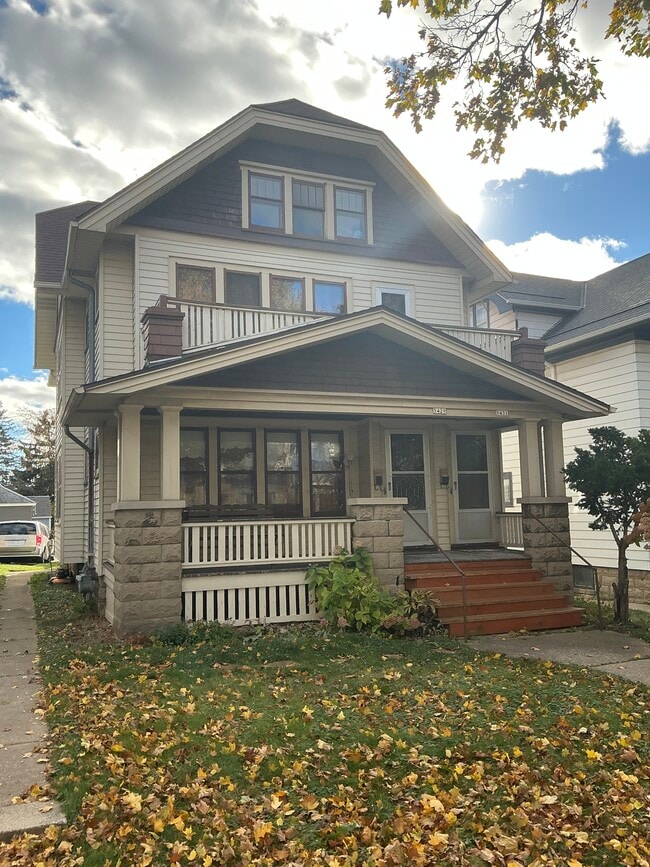 Photo - 5431 W Galena St Unidad 5431 W galena st