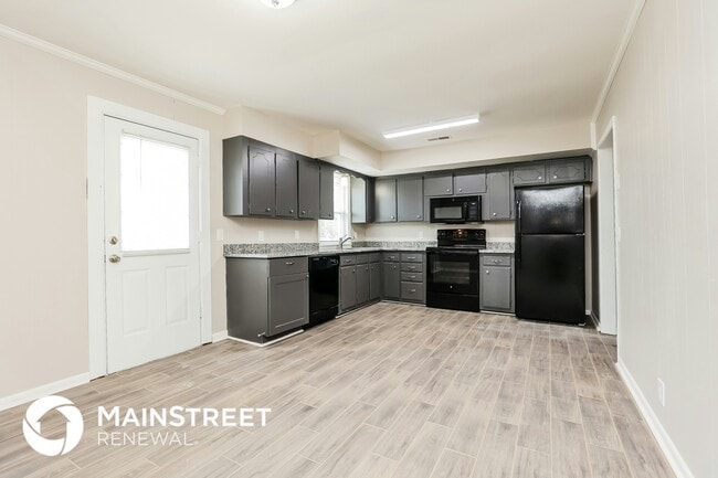 Photo - 226 Grandview Dr