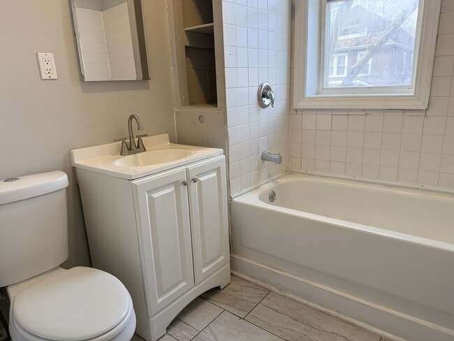8401 S Muskegon Ave Unit 2R