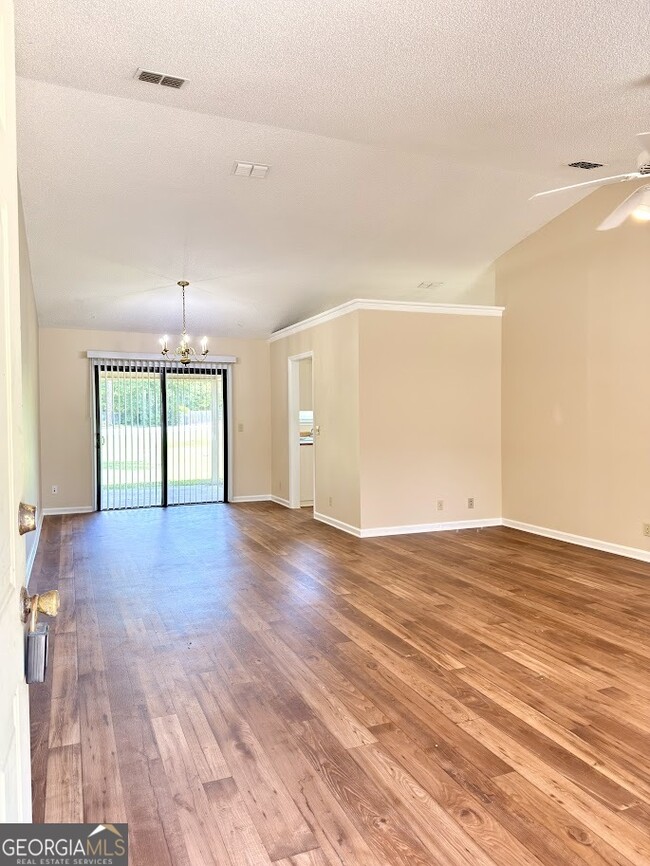 202 Cypress Dr