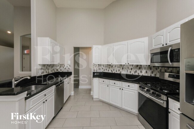 Photo - 7536 Regents Garden Way