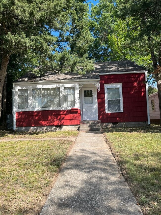 Photo - 1919 S Broadway St Unidad 1919 S Broadway - A