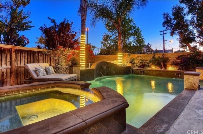 Photo - 325 Canal Wy