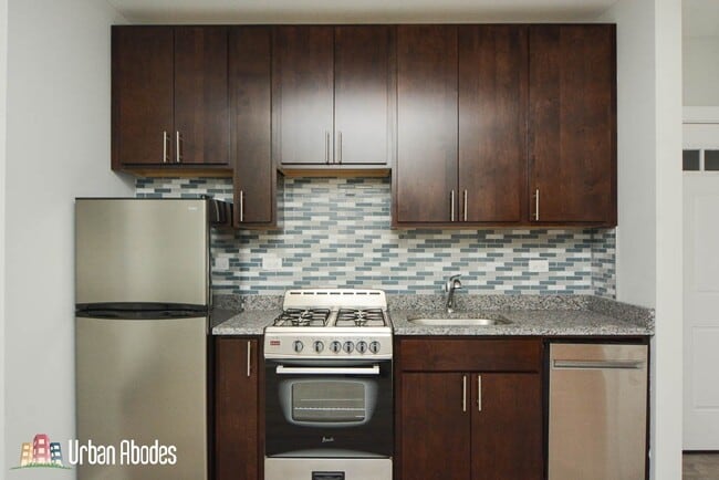 Photo - 442 W Belden Ave Unit A04C