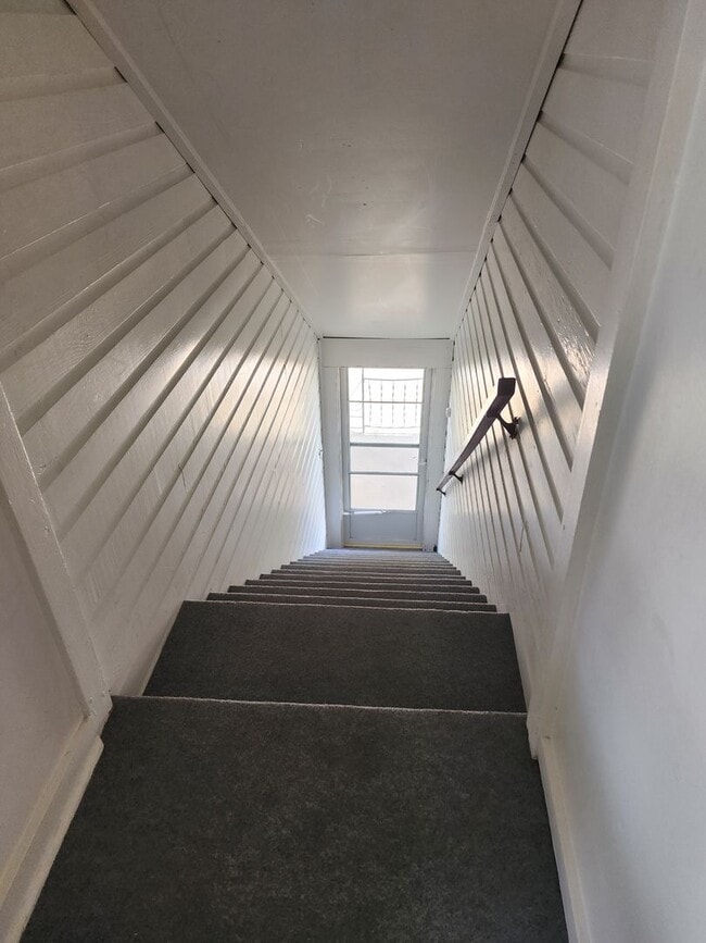 Building Photo - Two Unit 1437-1/2 South Webster Street