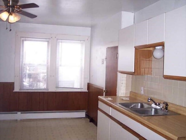 Photo - 177 Mount Hope Ave Unit 2