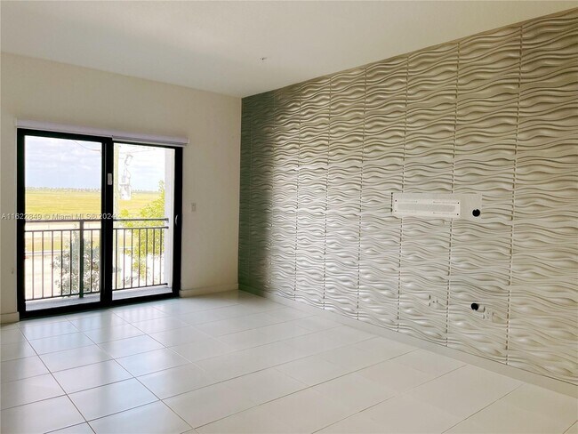 Photo - 15650 SW 136th St Unidad 218