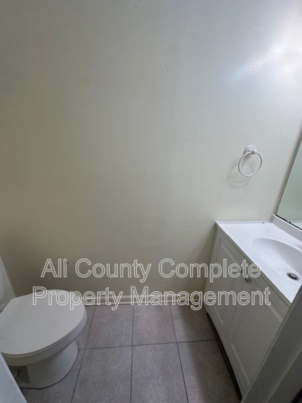 Photo - 8550 Sturbridge Cir W