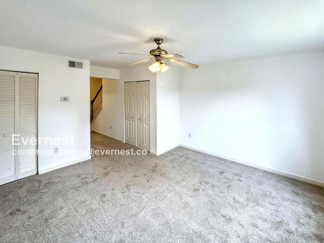 Photo - 3510 E Richmond Rd Unit 9