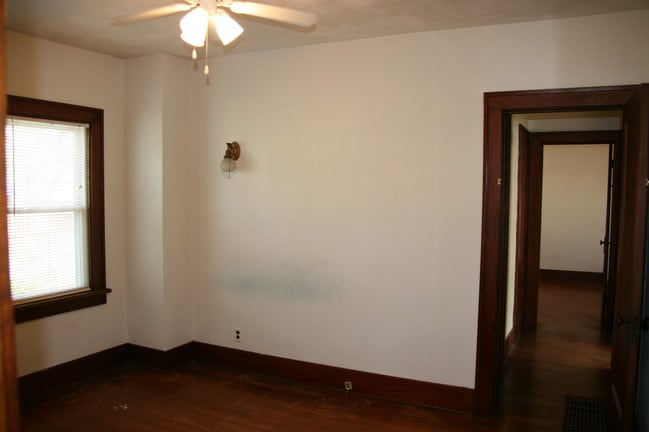 Photo - 515 W 6th St