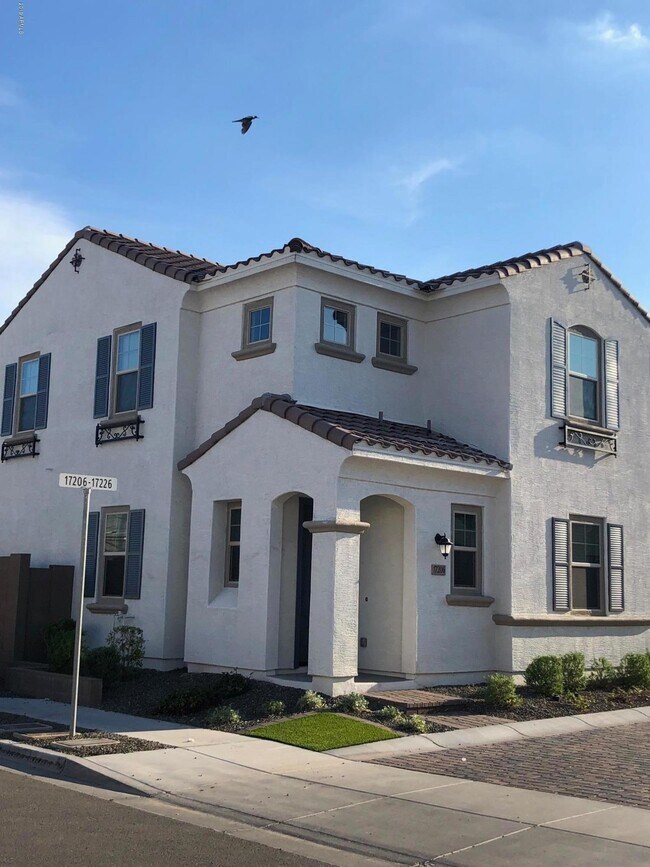 Photo - 17206 N 9th Pl