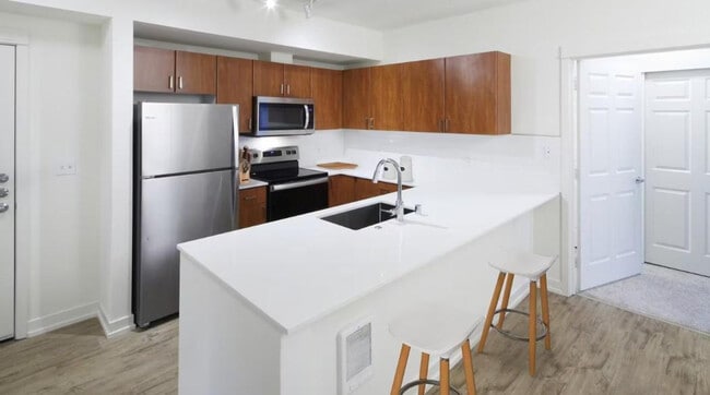 Photo - 11000 NE 10th St Unit ID1280453P