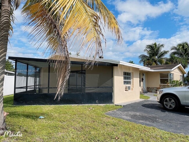 Photo - 600 NW 38th Ave Casa