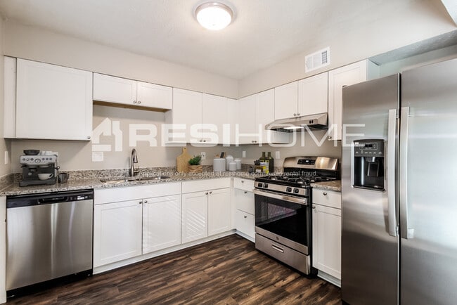 770 Brittany Ct