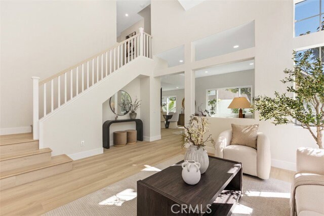 Photo - 5 Chatri Cir