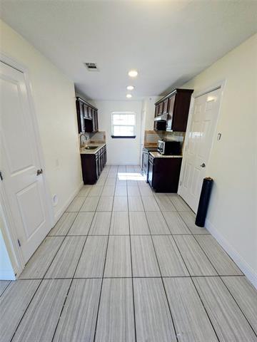 Photo - 2540 Thannisch Ave