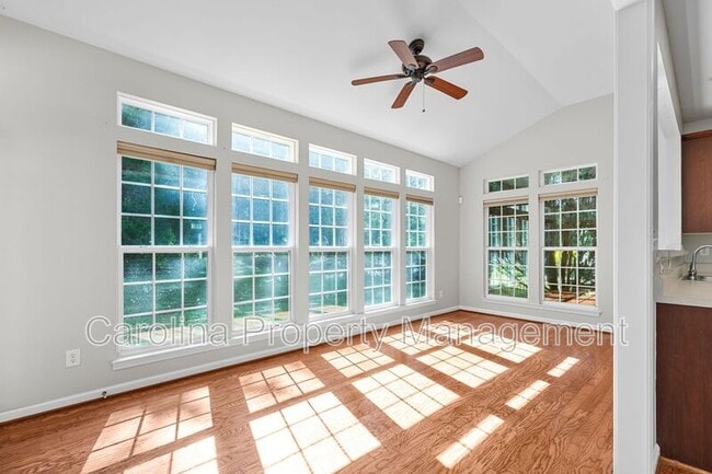 Photo - 5006 Rosewater Ln