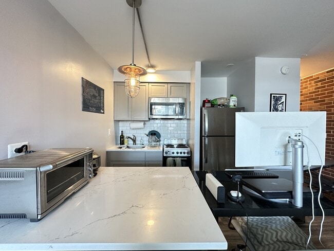 Photo - 2012 N Orleans St Unit C6