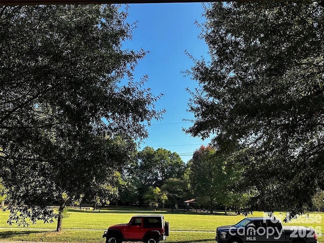 Photo - Room in Townhome on Spencer St