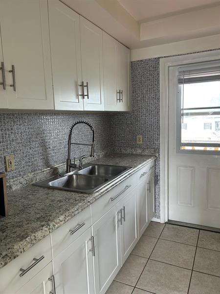 Photo - 1050 E Sample Rd Unit 209