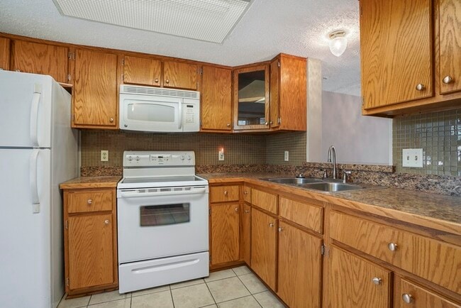 Photo - 3517 Peeler Rd