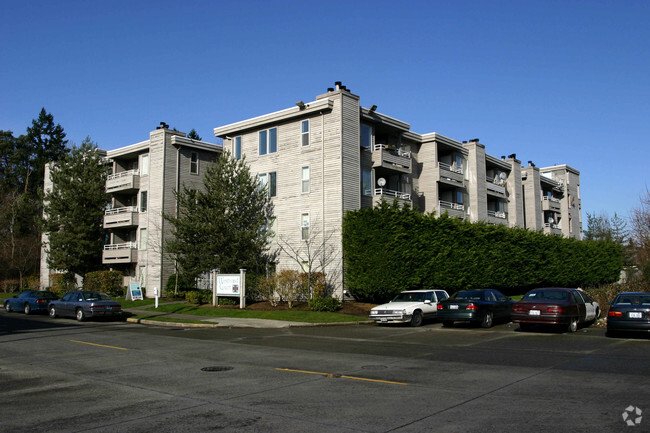 Building Photo - Westwood Court Rental