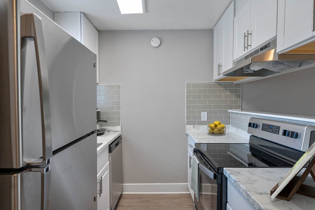 Photo - Arbor Place Apartments