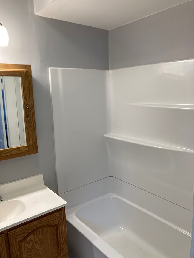 Photo - 100 Lover's Ln