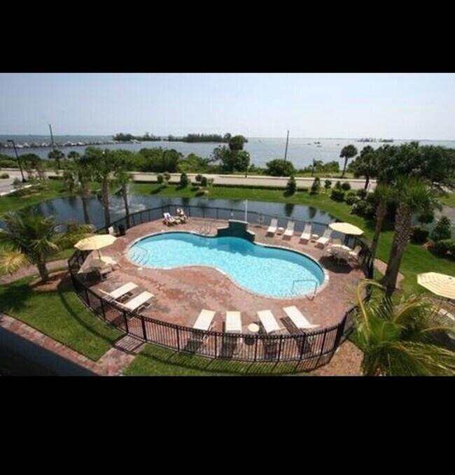 Photo - 1623 Indian River Dr Unit 302