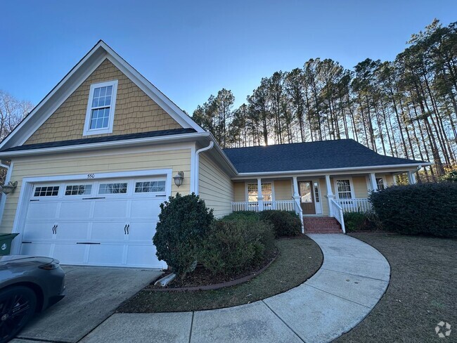 Building Photo - BEAUITFUL HOME IN ANDERSON CREEK CLUB!