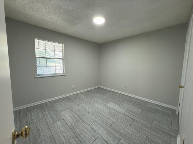 Photo - 4260 US-90 Unidad 43