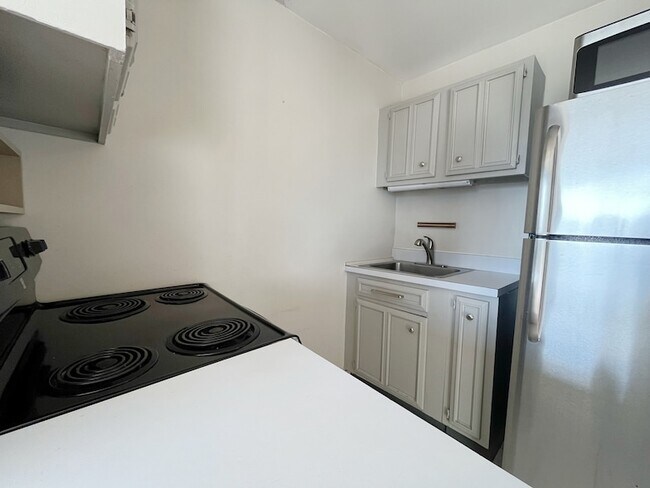 Photo - 4343 N Clarendon Ave Unidad 1501