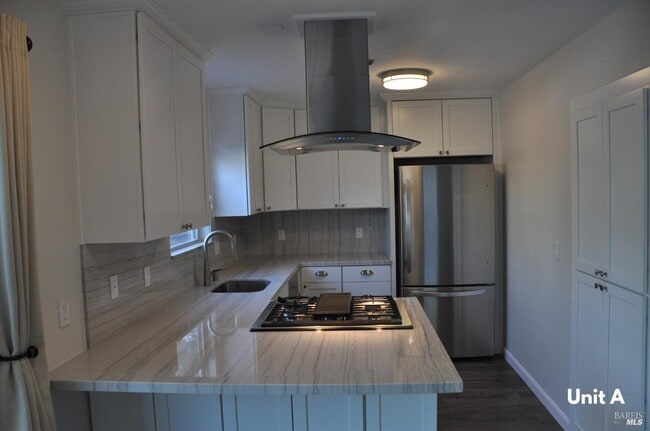 Photo - 420 North St