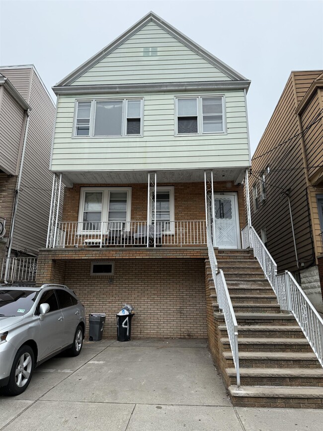 Photo - 176 W 24th St Apartment