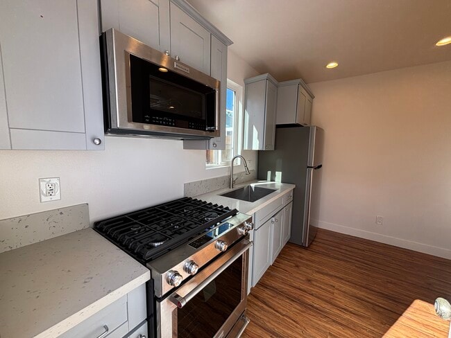 Photo - 4948 Twain Ave Casa