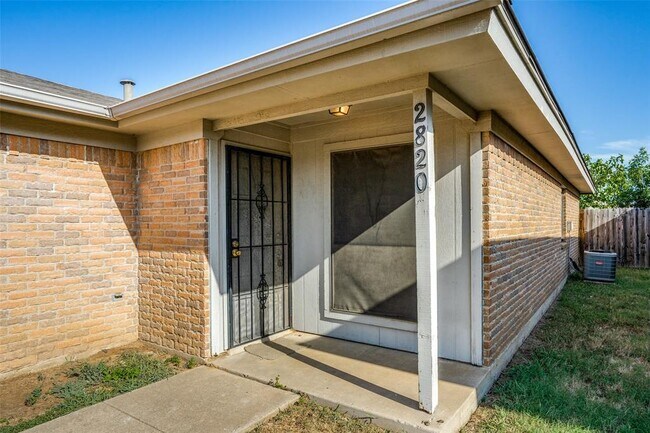 Photo - 2820 Ridgecrest Dr