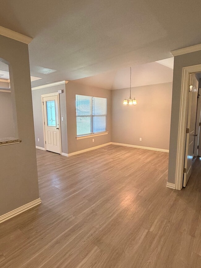 Photo - 1123 Springhill Rd Unit B