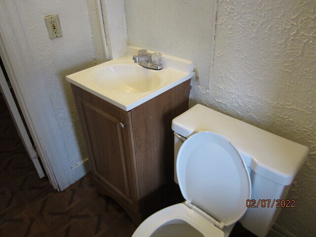 Bathroom - 570 S Main St Unit 1