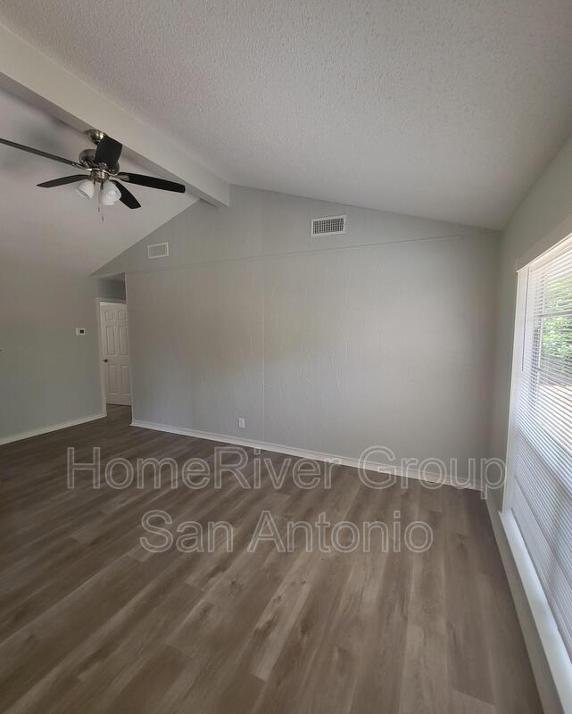 Photo - 6814 Spring Garden St