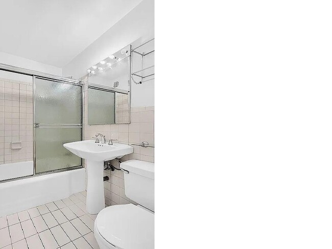 Photo - 35-20 Leverich St Unit 608