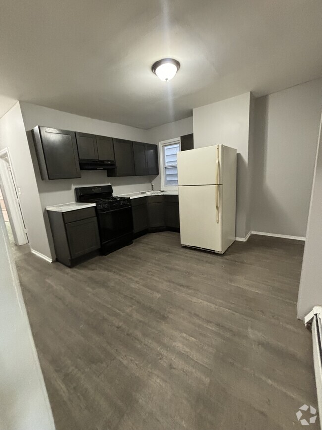Building Photo - 111 S 12th St Unit 1 Rental