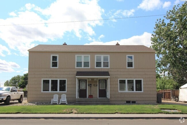 Building Photo - 3 Bed/1 Bath A-Duplex in Central Richland Rental